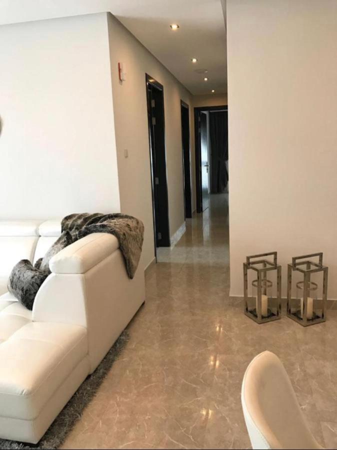 Alamaken Residence Al Hidd Екстер'єр фото
